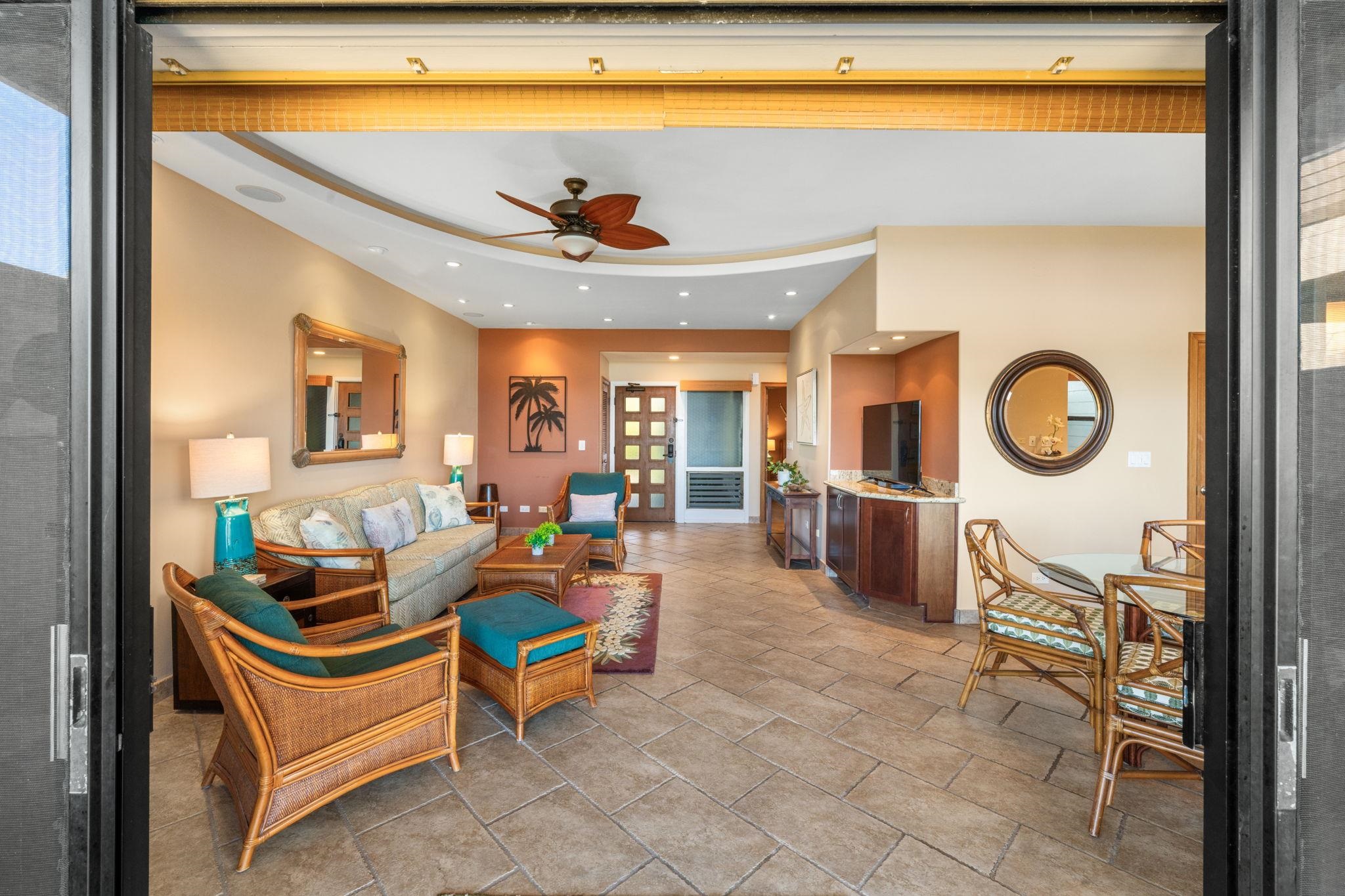 100 Ridge Road, Unit 1614 Lahaina, HI 96761 - Photo 24 of 50 a room with furniture and a view of living room