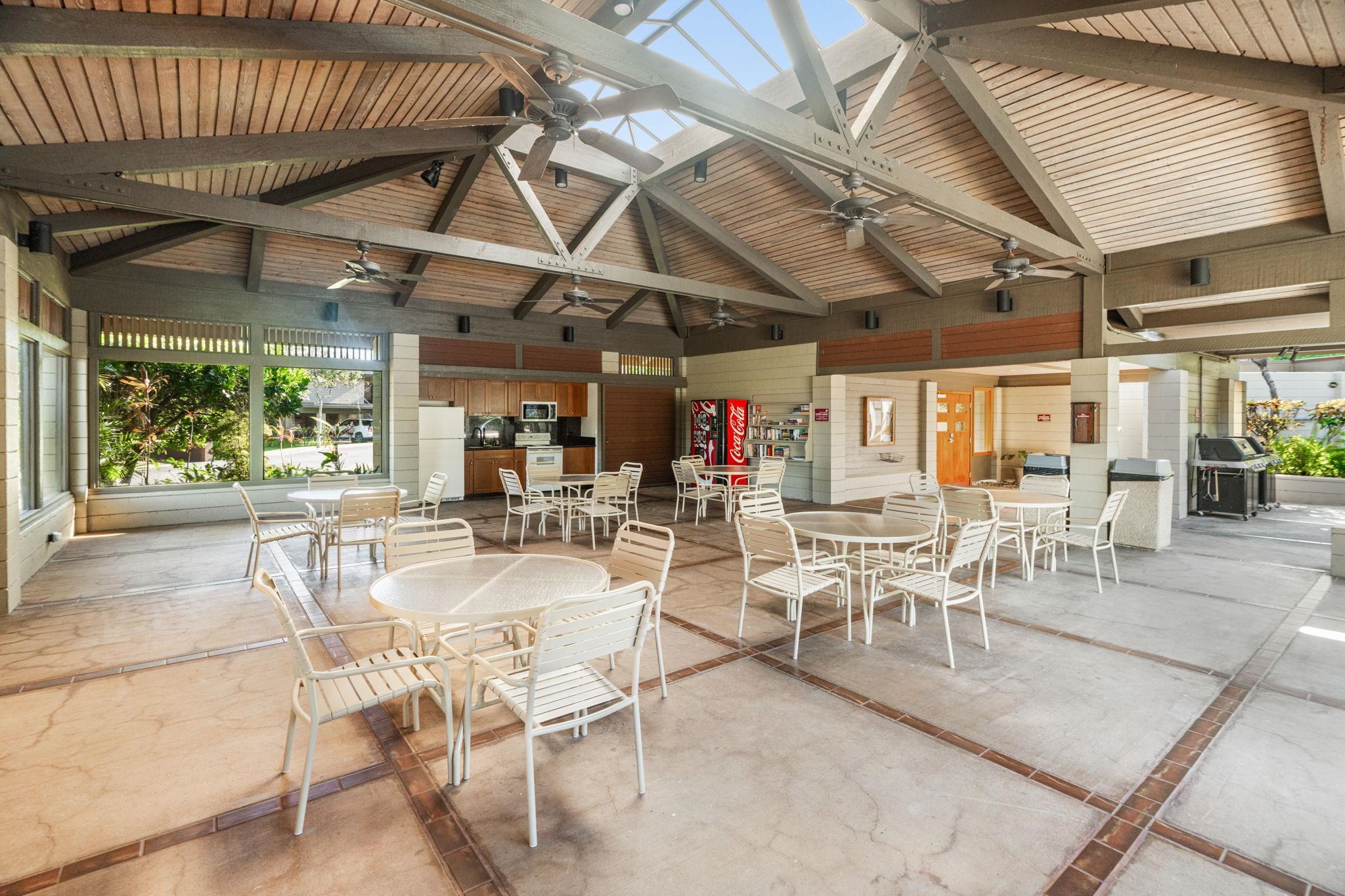 100 Ridge Road, Unit 1614 Lahaina, HI 96761 - Photo 29 of 50 a building outdoor space with patio furniture and potted plants