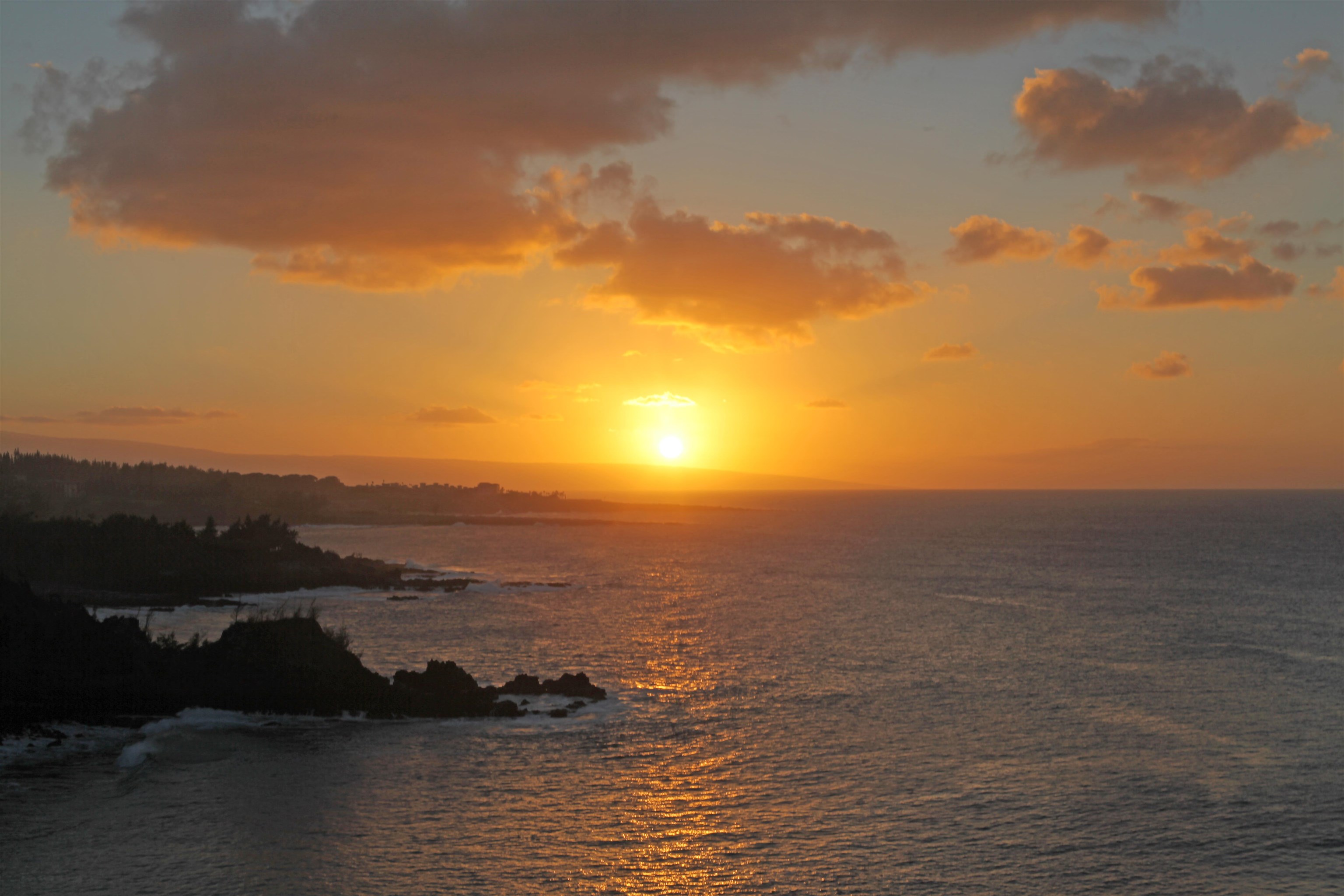 100 Ridge Road, Unit 1614 Lahaina, HI 96761 - Photo 47 of 50 a view of lake and mountain