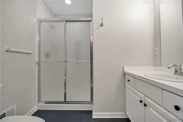 $2,800 | 6 St Charles Court, Amherst, NY 14221