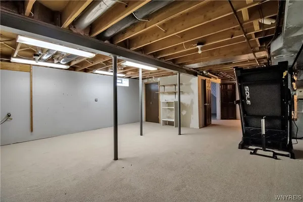 $2,800 | 6 St Charles Court, Amherst, NY 14221