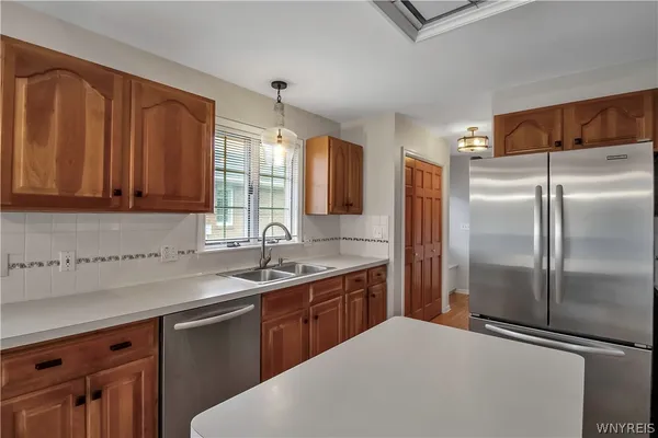 $2,800 | 6 St Charles Court, Amherst, NY 14221