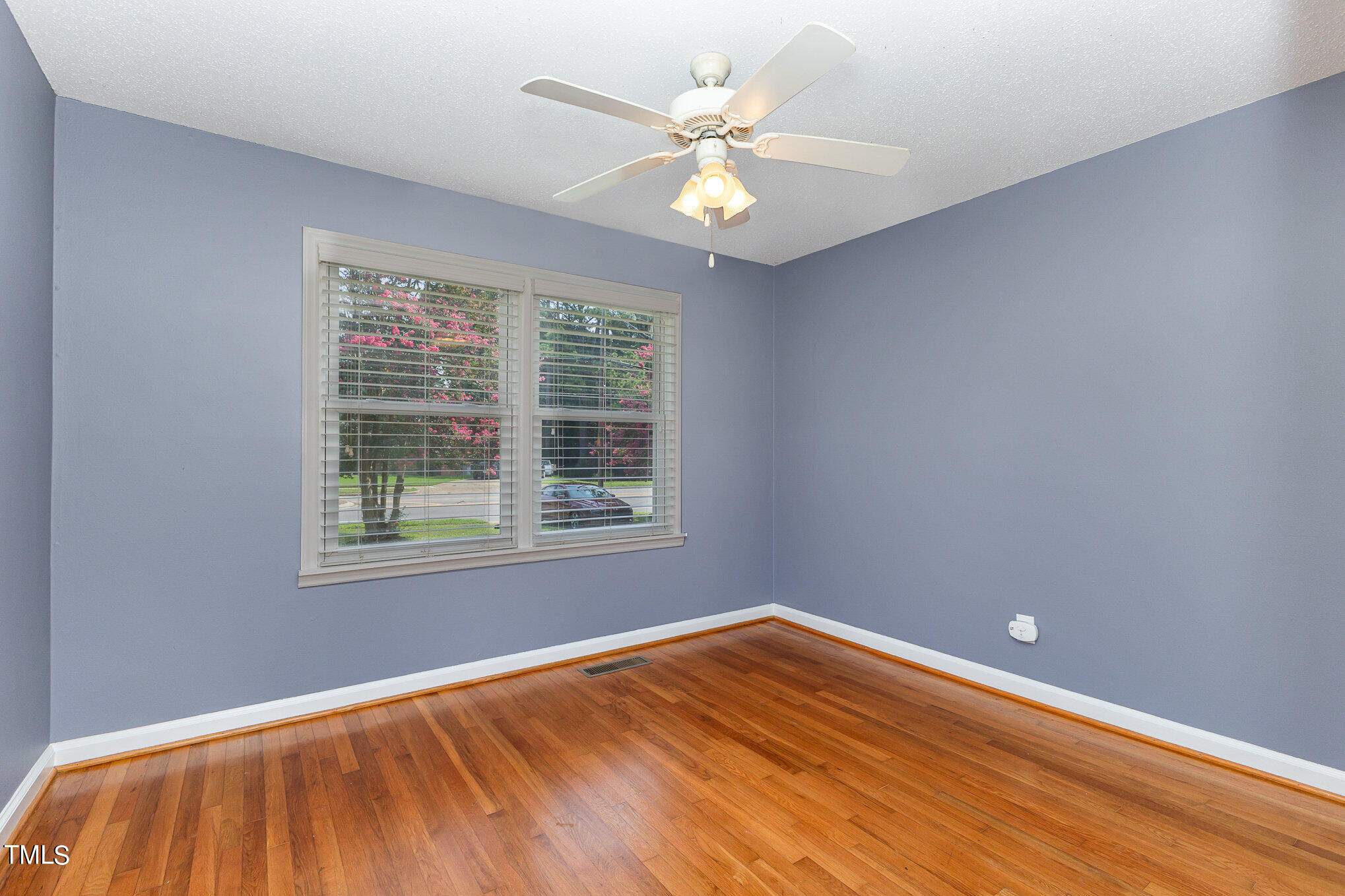 2464 Milburnie Road Raleigh, NC 27610 - Photo 12 of 20 010_cy1a3993-edit