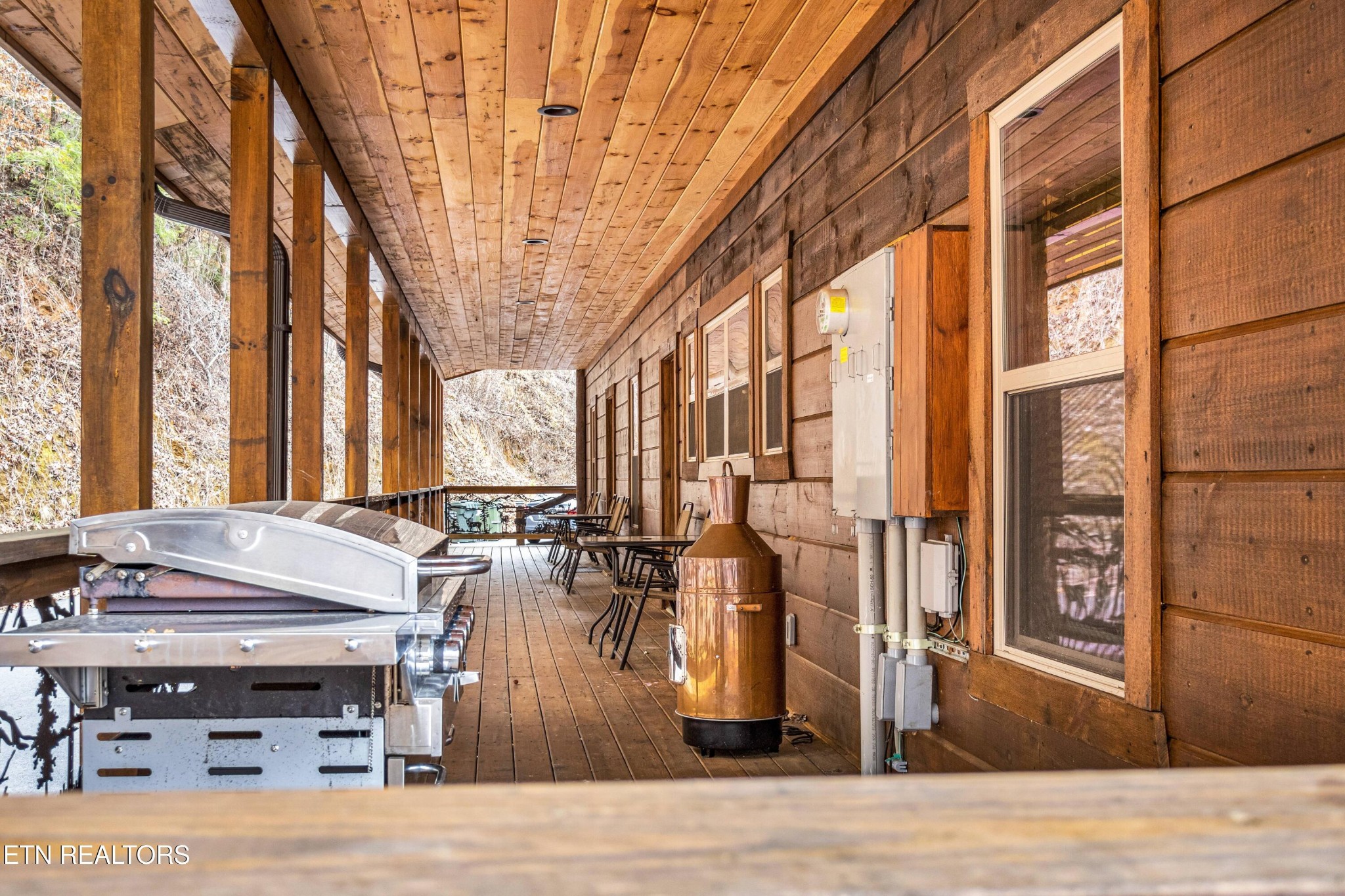 173 Rafter Road Tellico Plains, TN 37385 - Photo 14 of 49 a very nice looking room with large windows