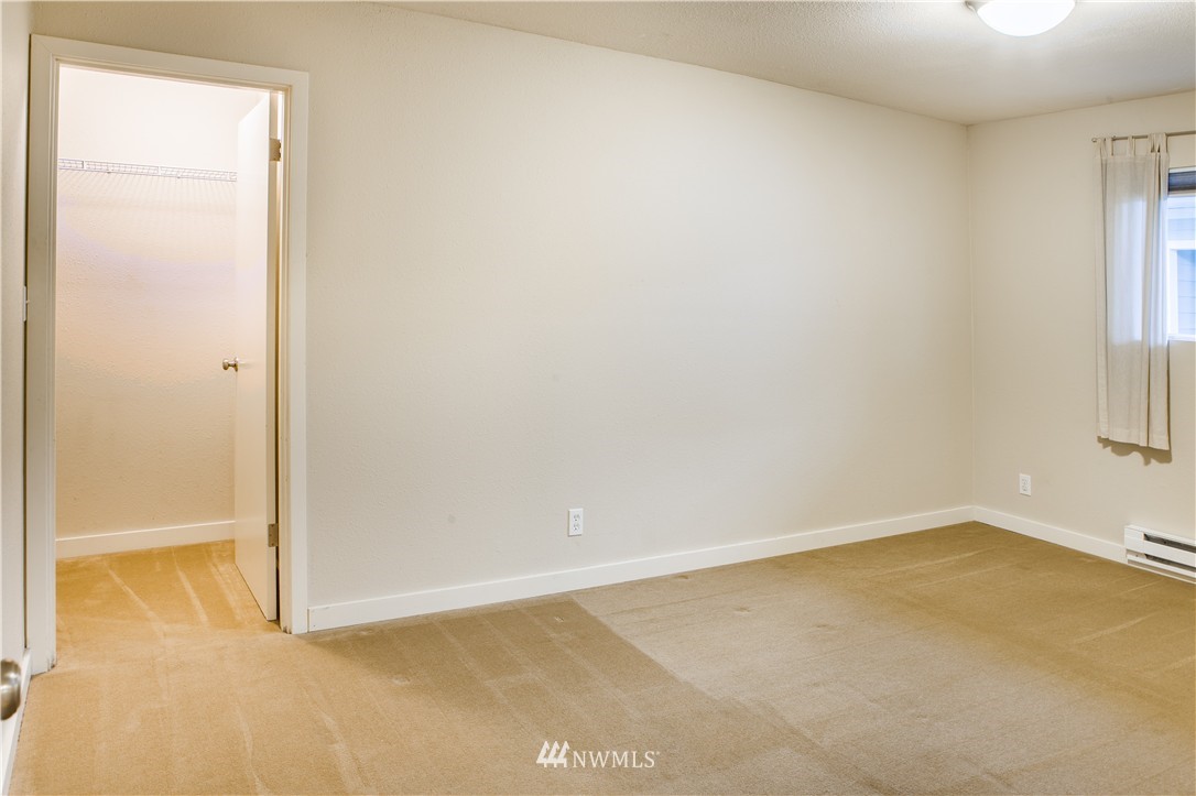 5321 North Pearl Street, Unit 304 Ruston, WA 98407 - Photo 11 of 20