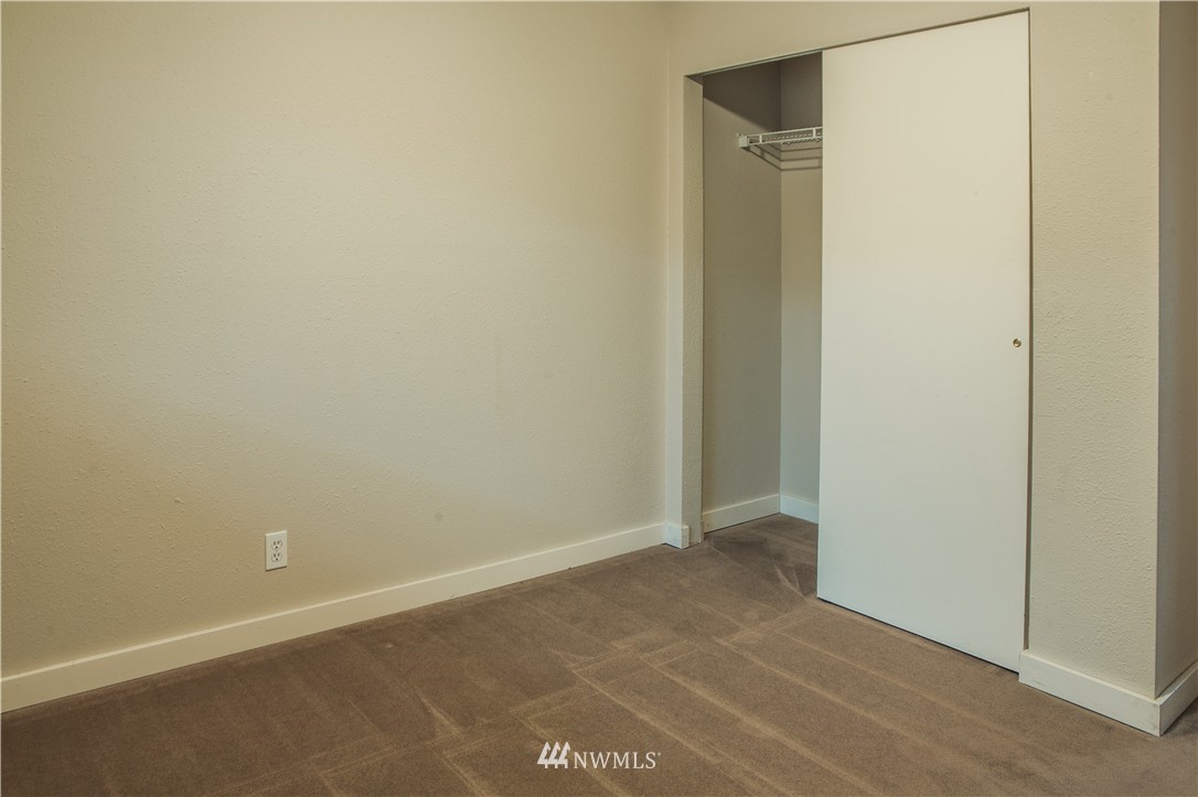 5321 North Pearl Street, Unit 304 Ruston, WA 98407 - Photo 13 of 20