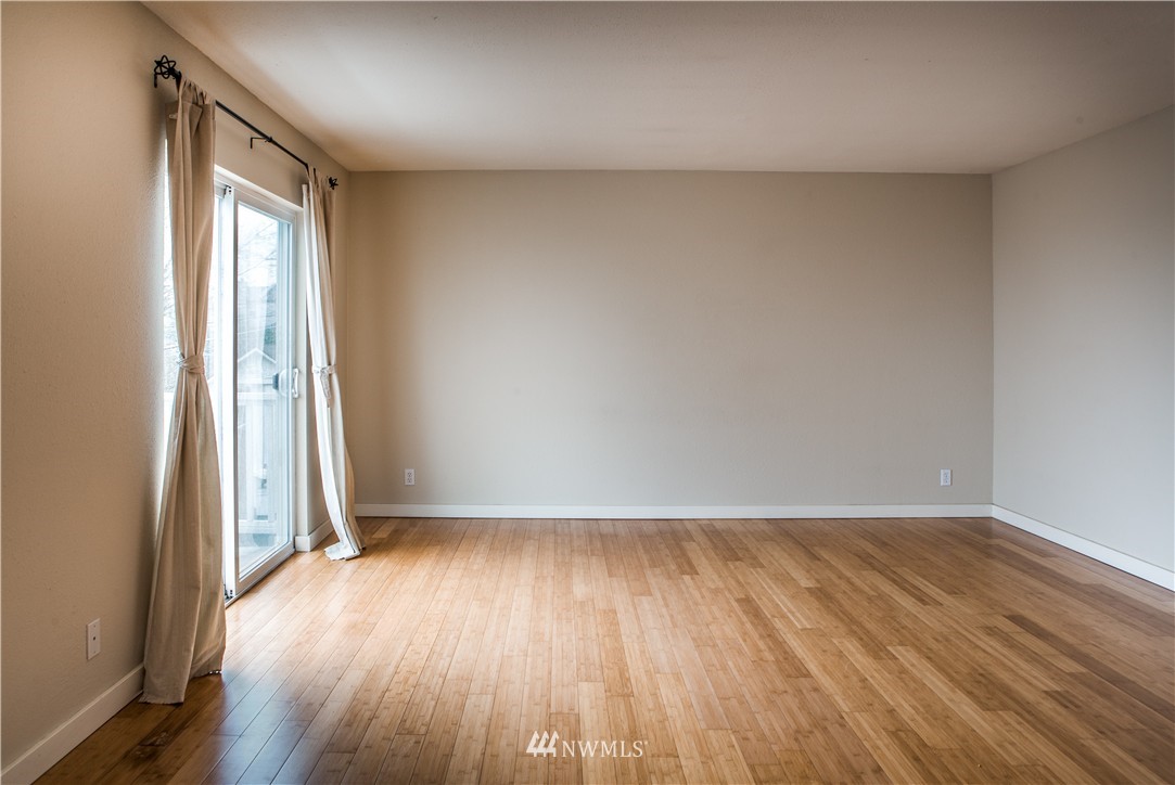 5321 North Pearl Street, Unit 304 Ruston, WA 98407 - Photo 3 of 20