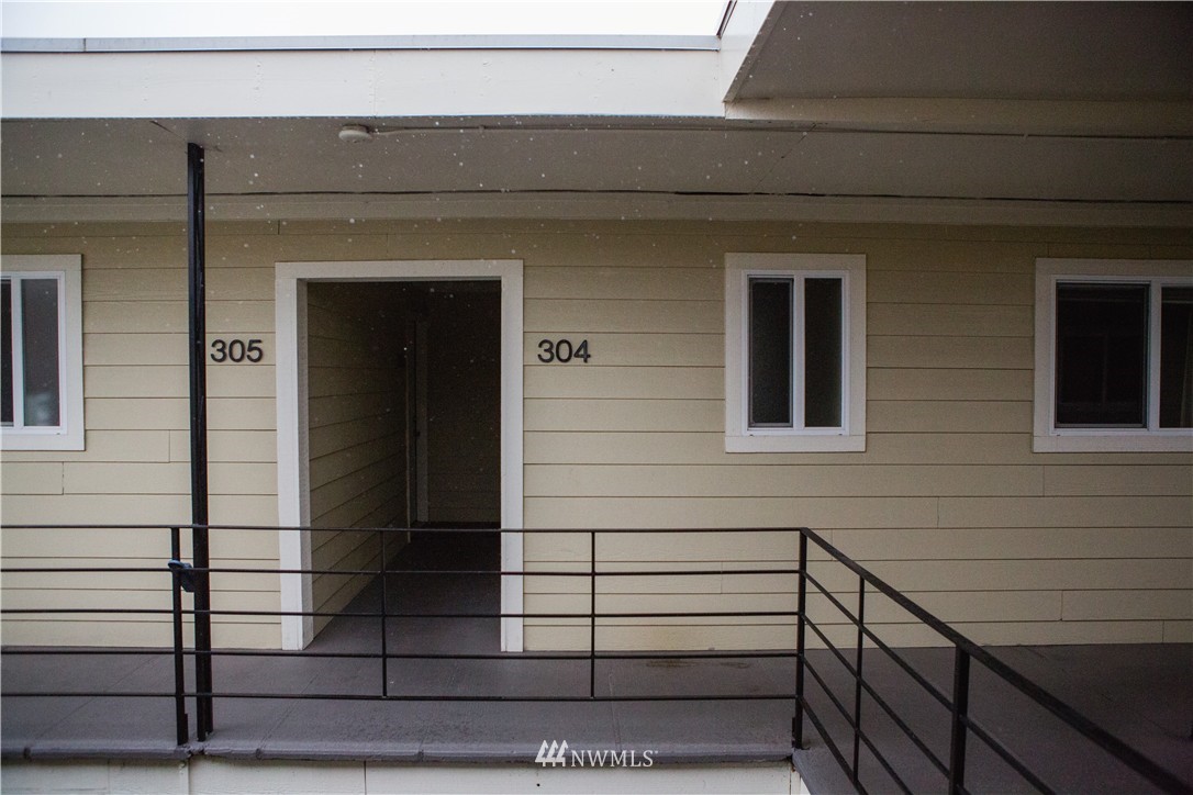 5321 North Pearl Street, Unit 304 Ruston, WA 98407 - Photo 7 of 20