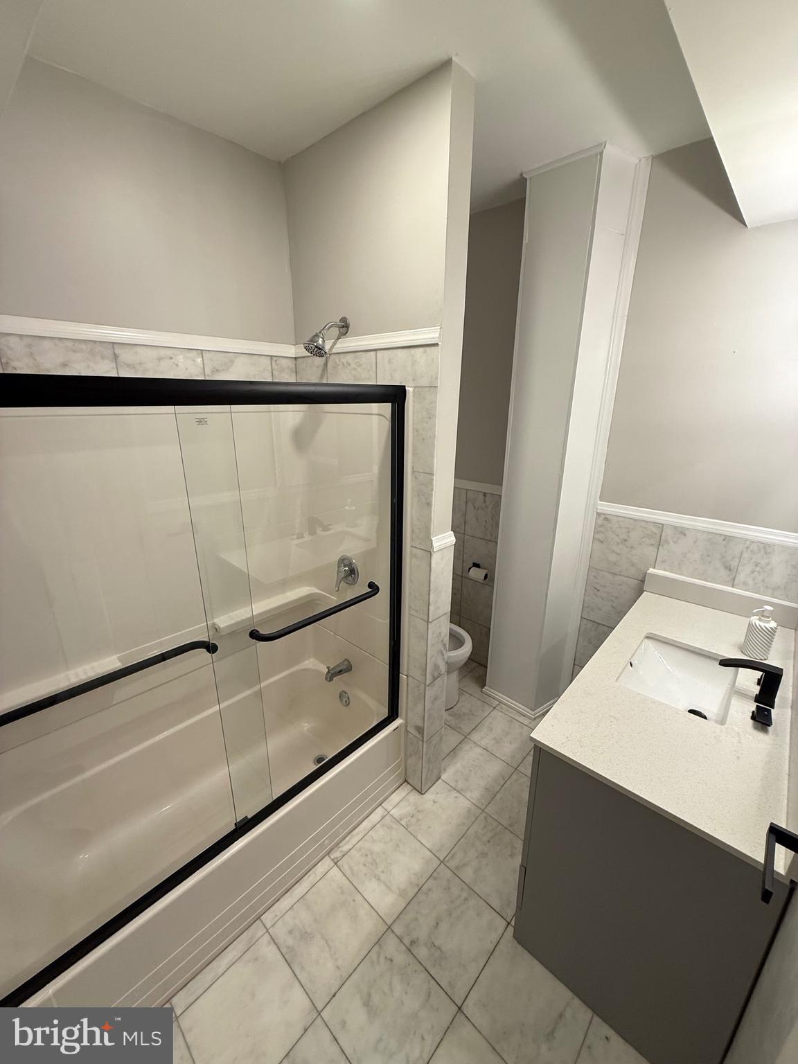 2008 Chestnut Street, Unit 4 Philadelphia, PA 19103 - Photo 12 of 20
