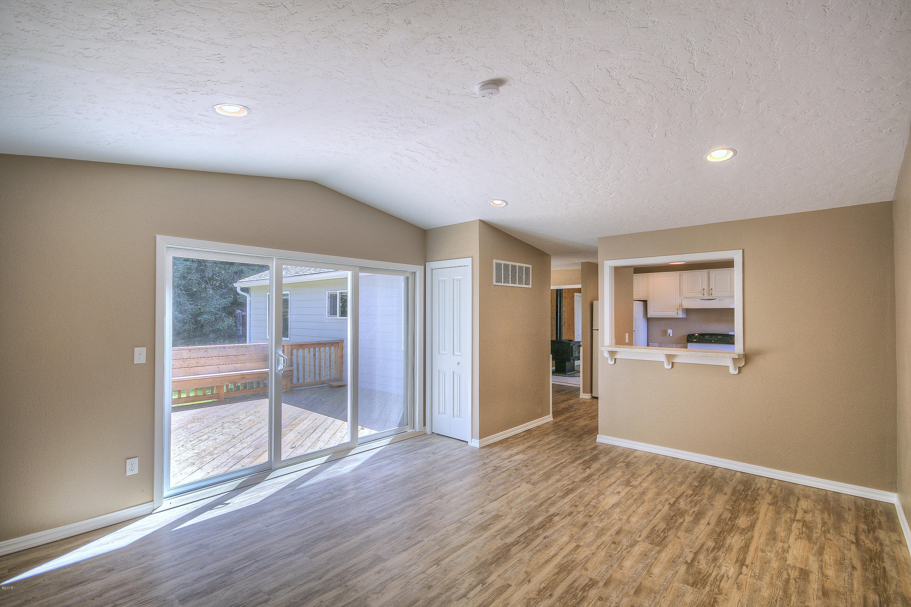 2050 Southeast Ammon Road Toledo, OR 97391 - Photo 10 of 27 10-IMG_0471_2_3-Edit-4