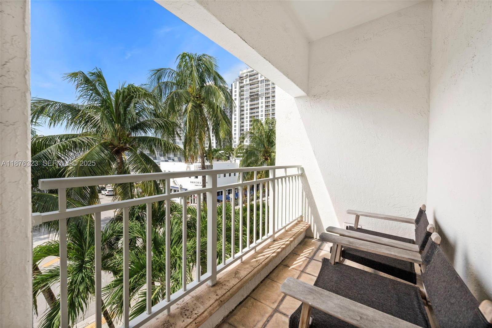 1415 Sunset Harbour Drive, Unit 406 Miami Beach, FL 33139 - Photo 41 of 83 a view of a balcony with lake view