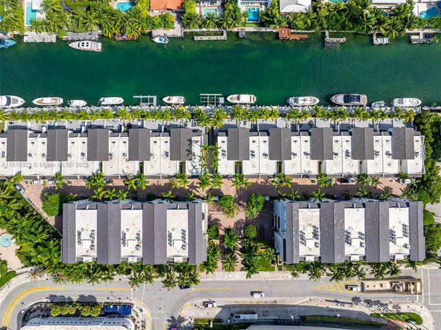 $2,579,000 | 1415 Sunset Harbour Drive, Unit 406, Miami Beach, FL 33139