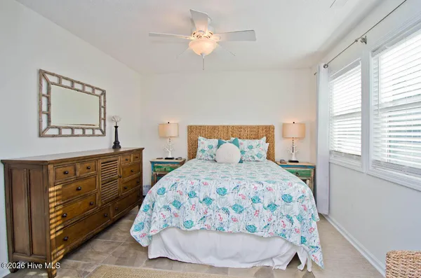 $620,000 | 2909 Pointe W Drive, Unit 3B1, Emerald Isle, NC 28594
