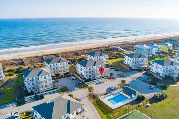 $620,000 | 2909 Pointe W Drive, Unit 3B1, Emerald Isle, NC 28594