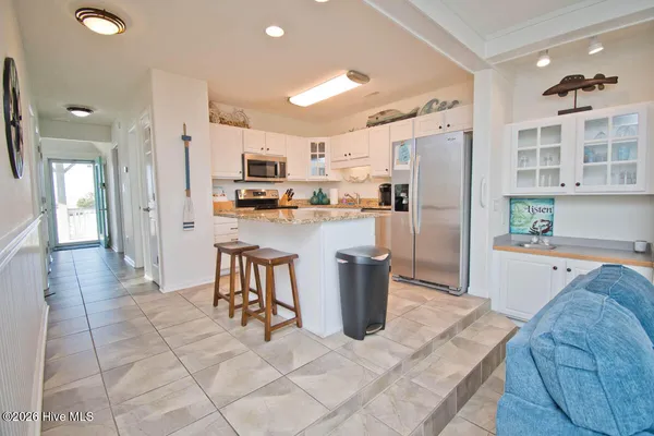 $620,000 | 2909 Pointe W Drive, Unit 3B1, Emerald Isle, NC 28594