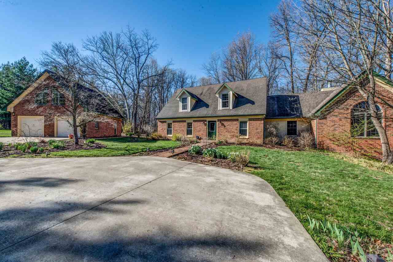 4040 East Farr Road Bloomington, IN 47408 - Photo 1 of 31 Gallery Image 1