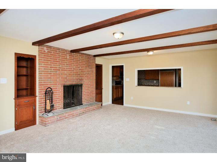 123 Sharp Road Avondale, PA 19311 - Photo 9 of 24 a view of an empty room