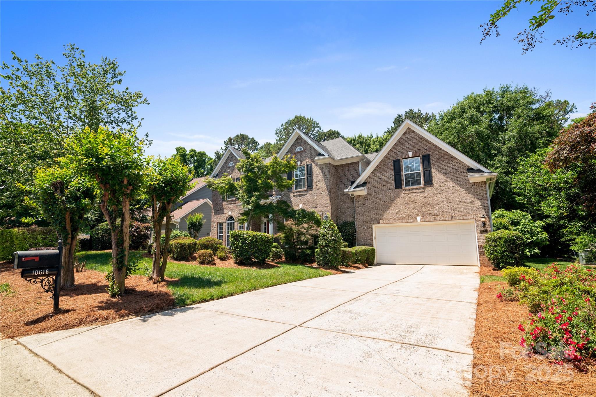 10616 Back Ridge Road Charlotte, NC 28277 - Photo 4 of 36 Gallery Image 4