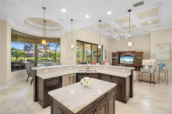 $2,250,000 | 6482 Carema Lane, Naples, FL 34113