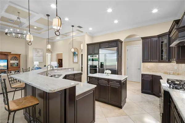 $2,250,000 | 6482 Carema Lane, Naples, FL 34113