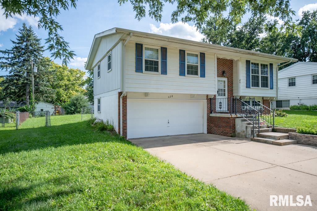 428 Joliet Road Marquette Heights, IL 61554 - Photo 3 of 37 Gallery Image 3