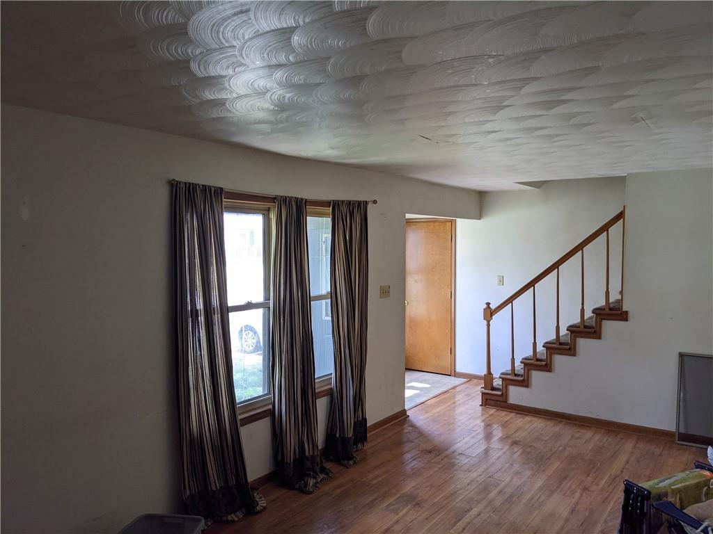 5346 Gambel Road Indianapolis, IN 46221 - Photo 3 of 9 Gallery Image 3