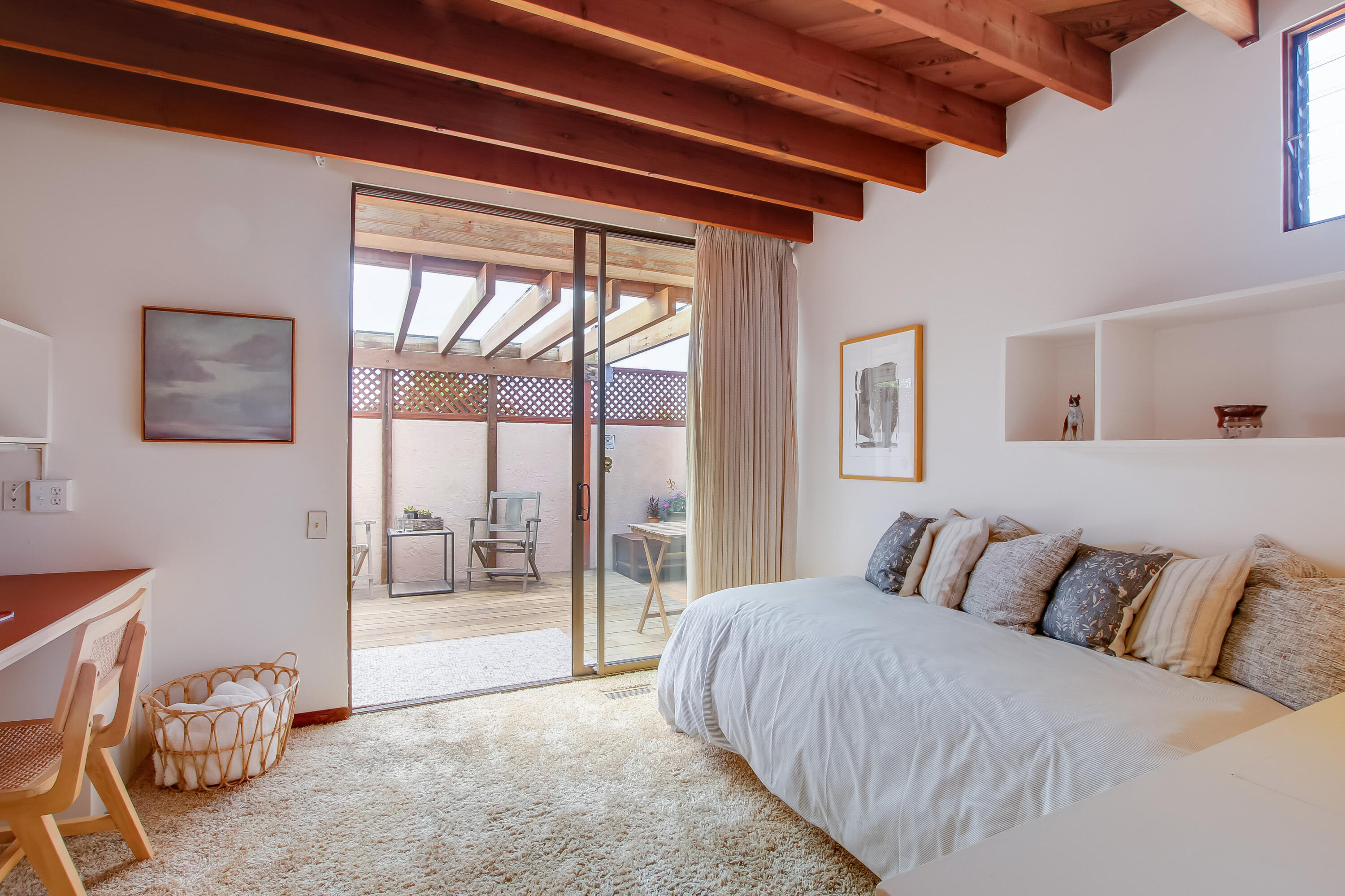 1410 La Cima Road Santa Barbara, CA 93101 - Photo 13 of 25 13