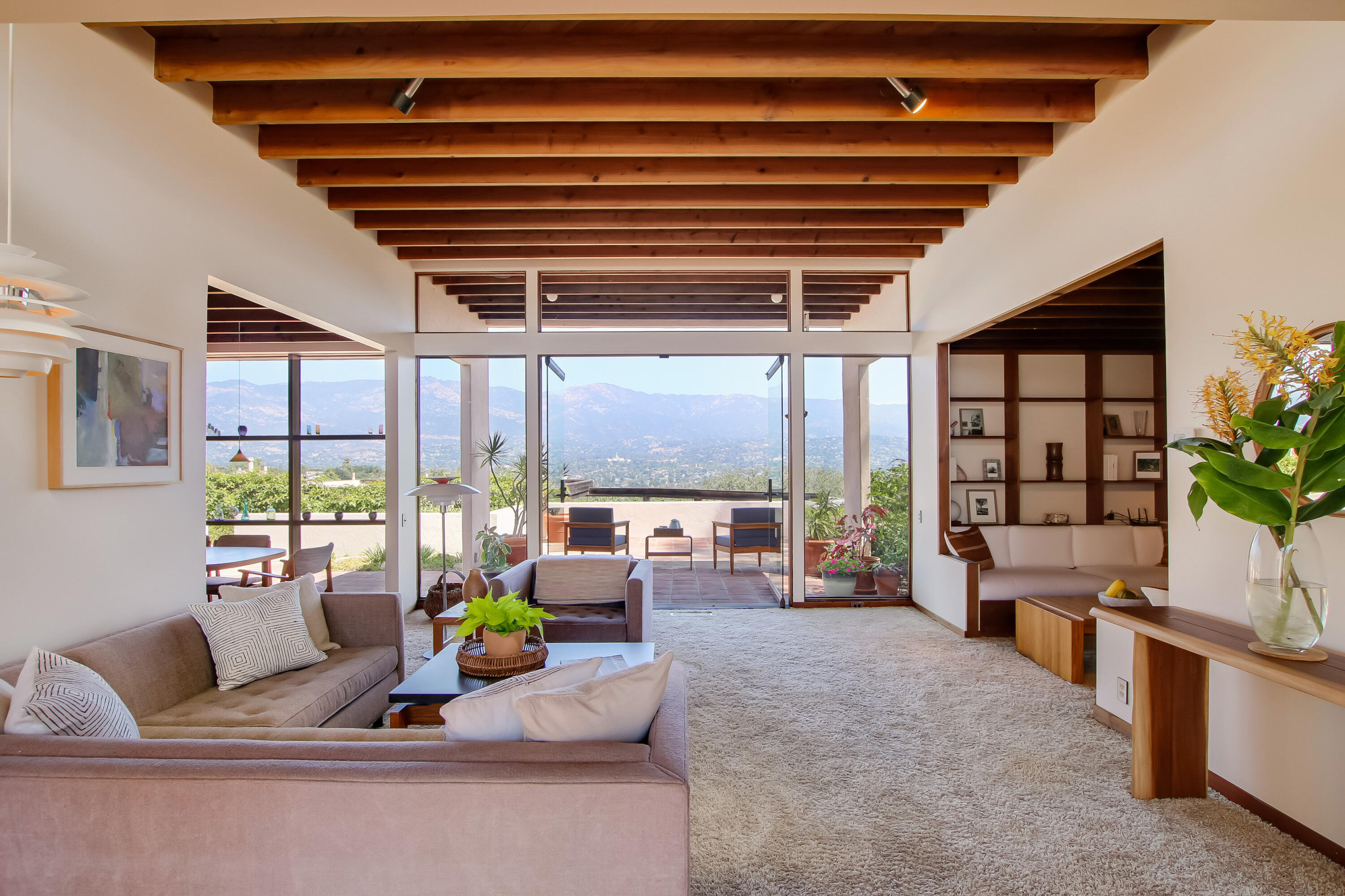 1410 La Cima Road Santa Barbara, CA 93101 - Photo 5 of 25 5