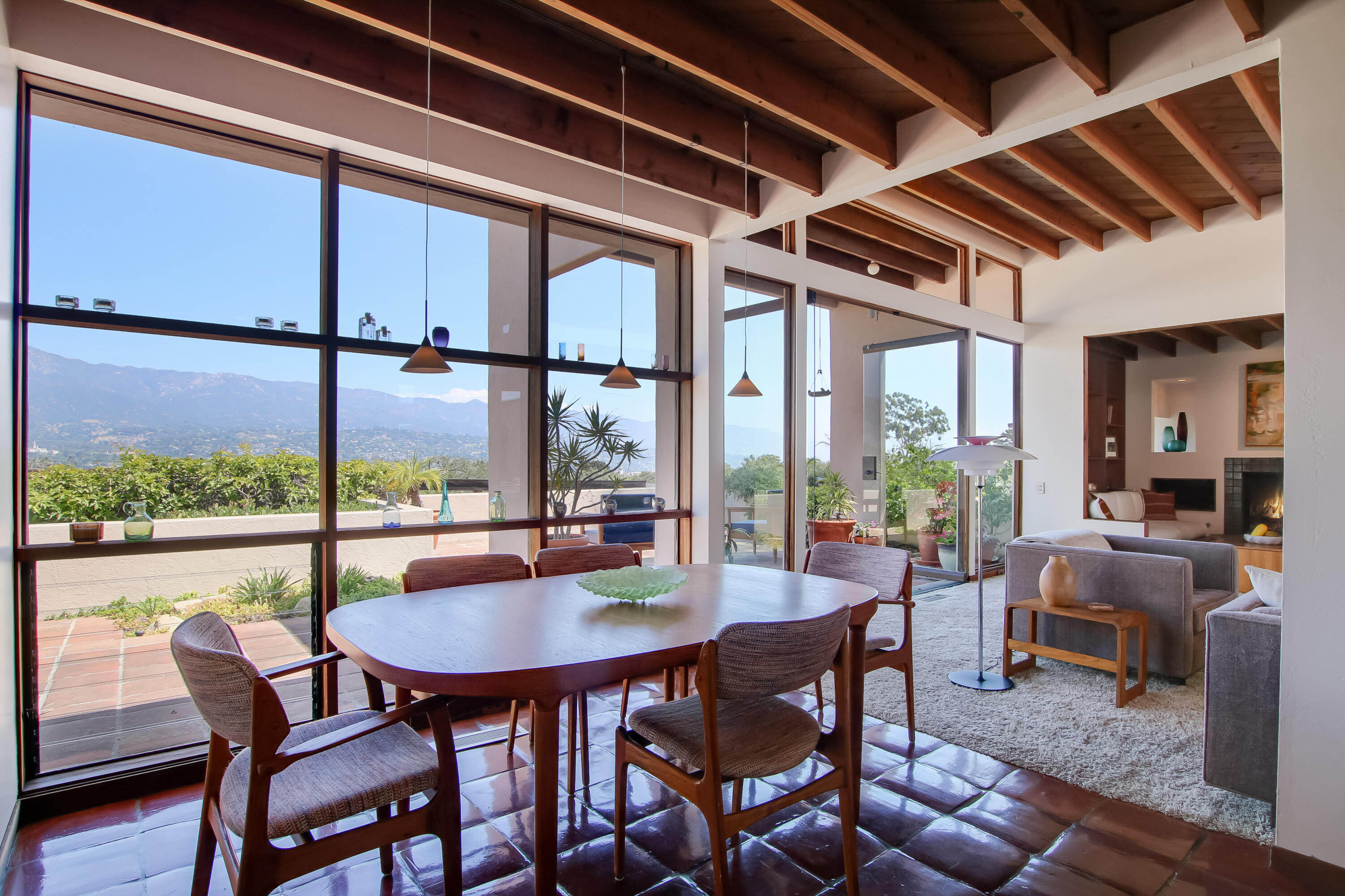 1410 La Cima Road Santa Barbara, CA 93101 - Photo 7 of 25 7