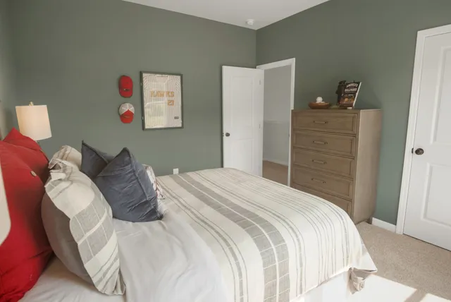 $449,990 | 1374 English Oak Drive, Clarksville, TN 37043