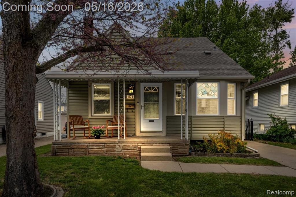 1174 Columbia Road Berkley, MI 48072 - Photo 1 of 41
