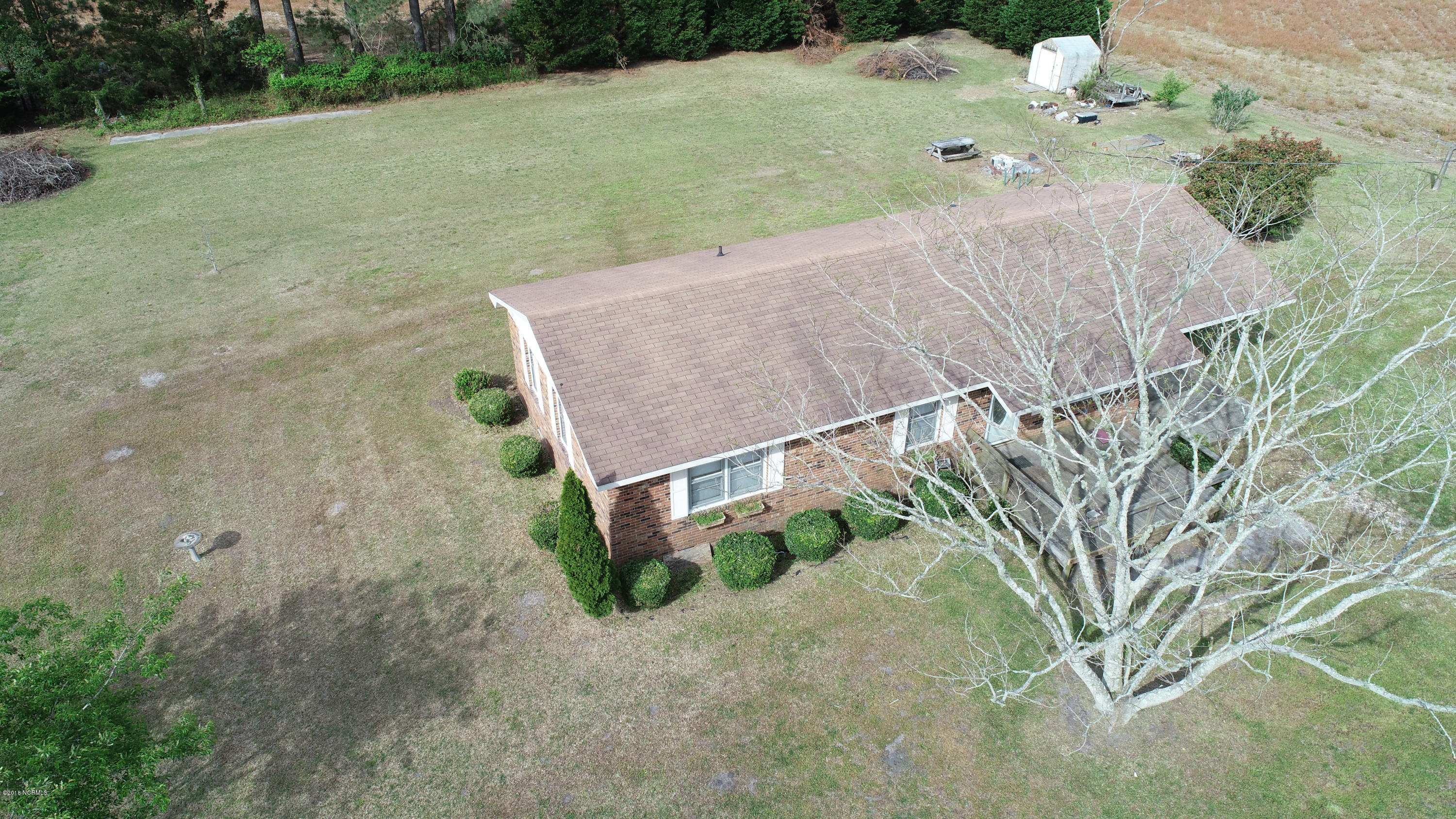 631 Newport Loop Road Newport, NC 28570 - Photo 3 of 13 DJI_0037