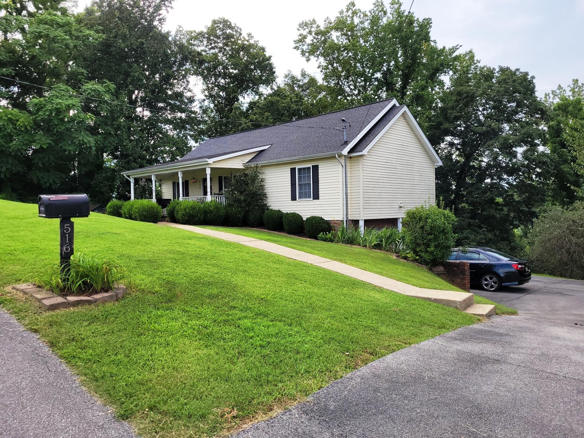 516 Merman Road Kingsport, TN 37663 - Photo 24 of 25 merman side with garage
