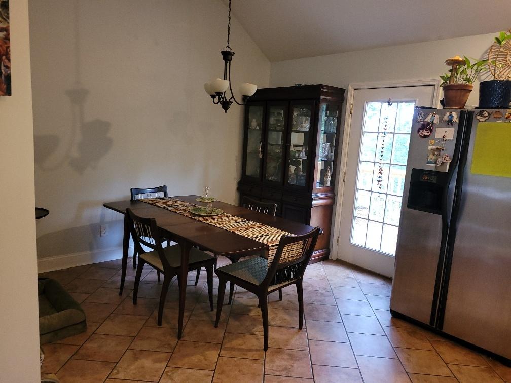 516 Merman Road Kingsport, TN 37663 - Photo 5 of 25 merman din rm