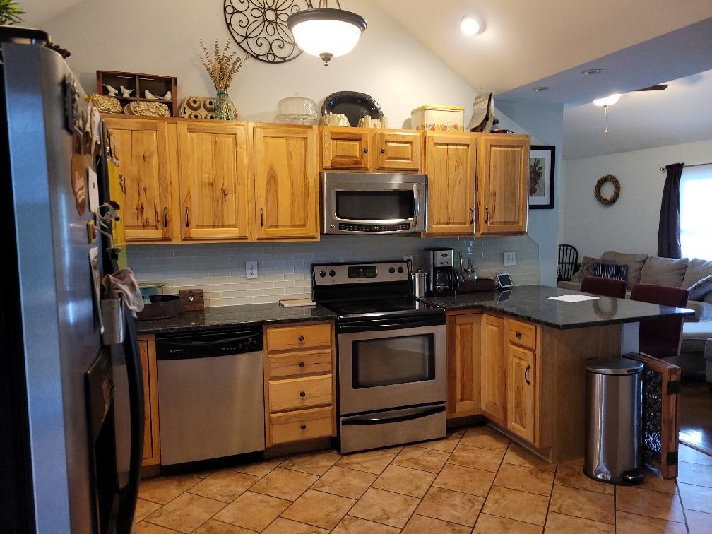 516 Merman Road Kingsport, TN 37663 - Photo 7 of 25 merman kitchen 2