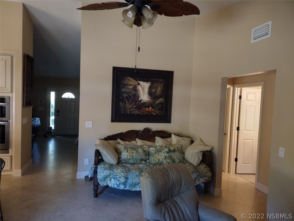 135 Poinciana Road Edgewater, FL 32141 - Photo 11 of 19 Gallery Image 11