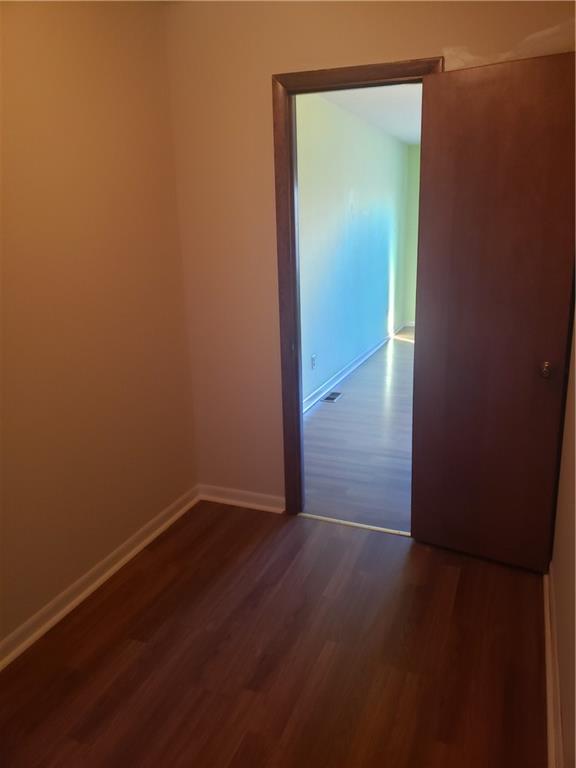 765 Riverside Circle Columbus, IN 47203 - Photo 19 of 22 Gallery Image 19