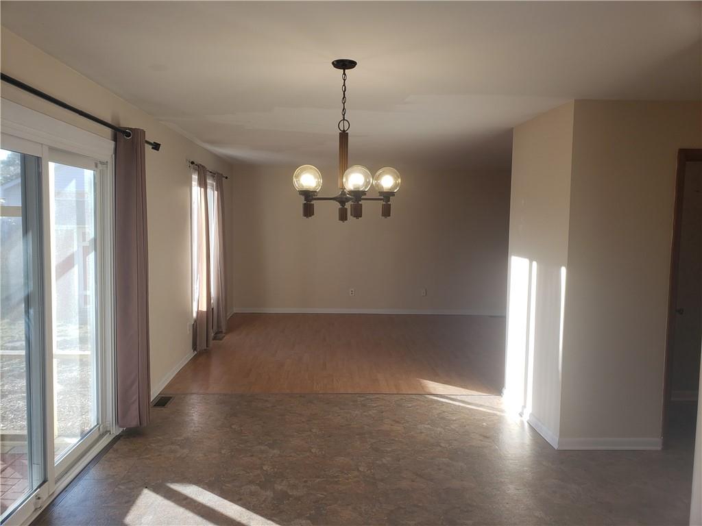 765 Riverside Circle Columbus, IN 47203 - Photo 10 of 22 Gallery Image 10