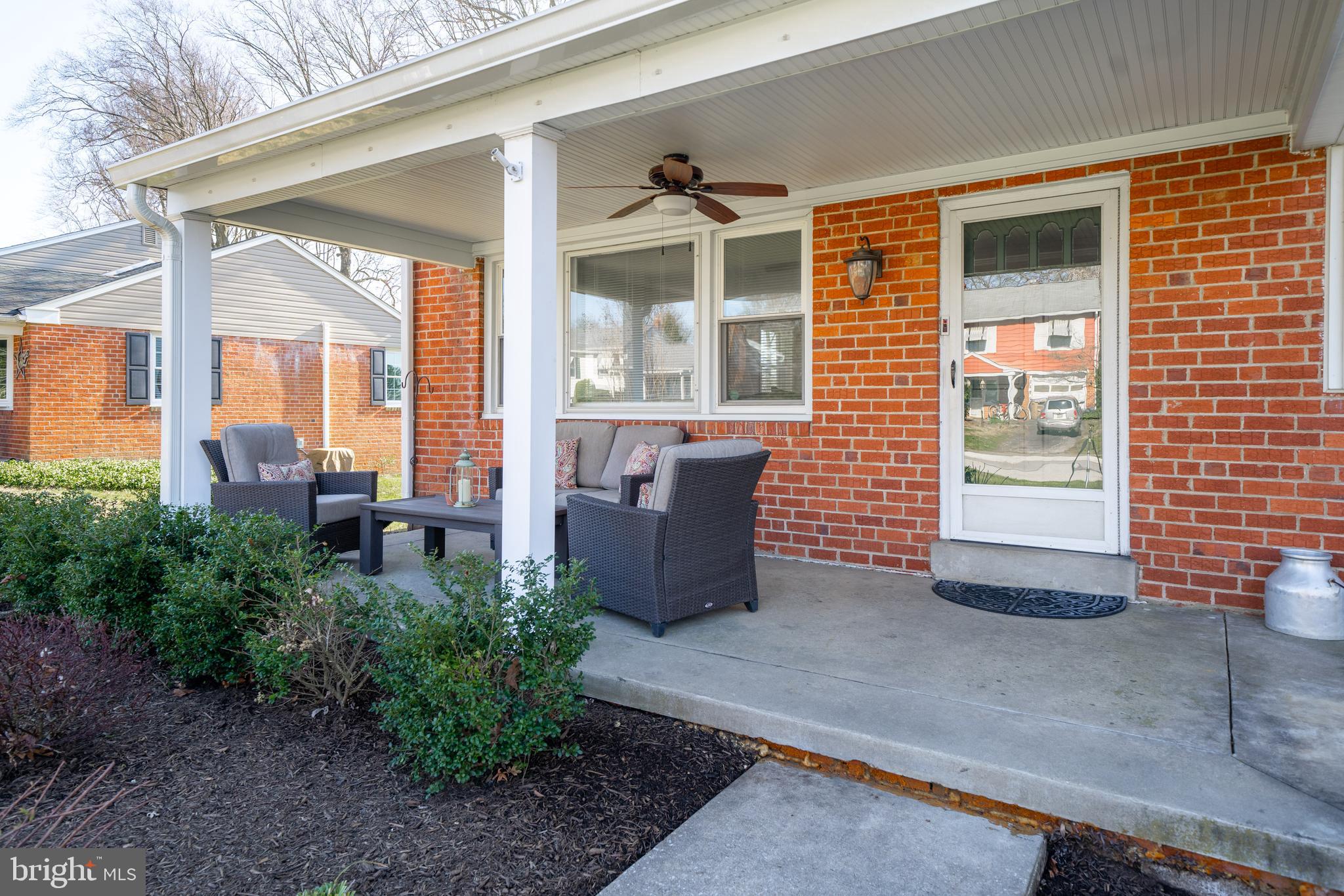 712 Elgin Road Newtown Square, PA 19073 - Photo 6 of 47 Gallery Image 6