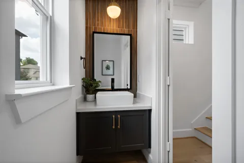 $545,000 | 925 Fisher Street, Unit B, Houston, TX 77018