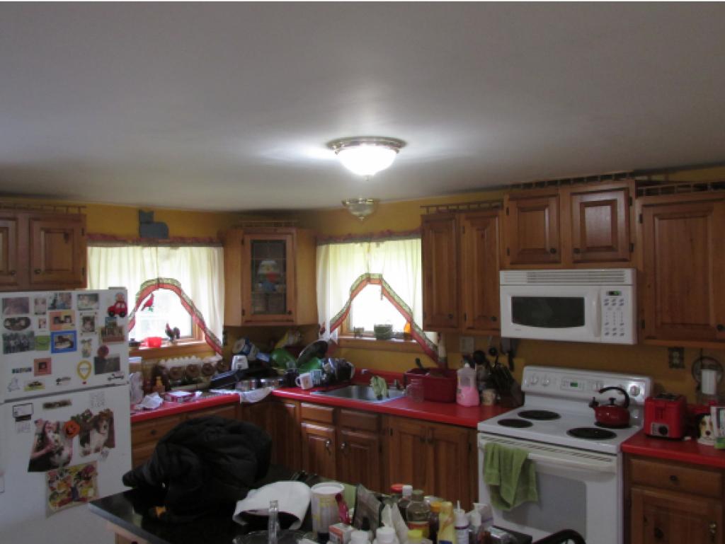 937 Center Road Hardwick, VT 05843 - Photo 5 of 13