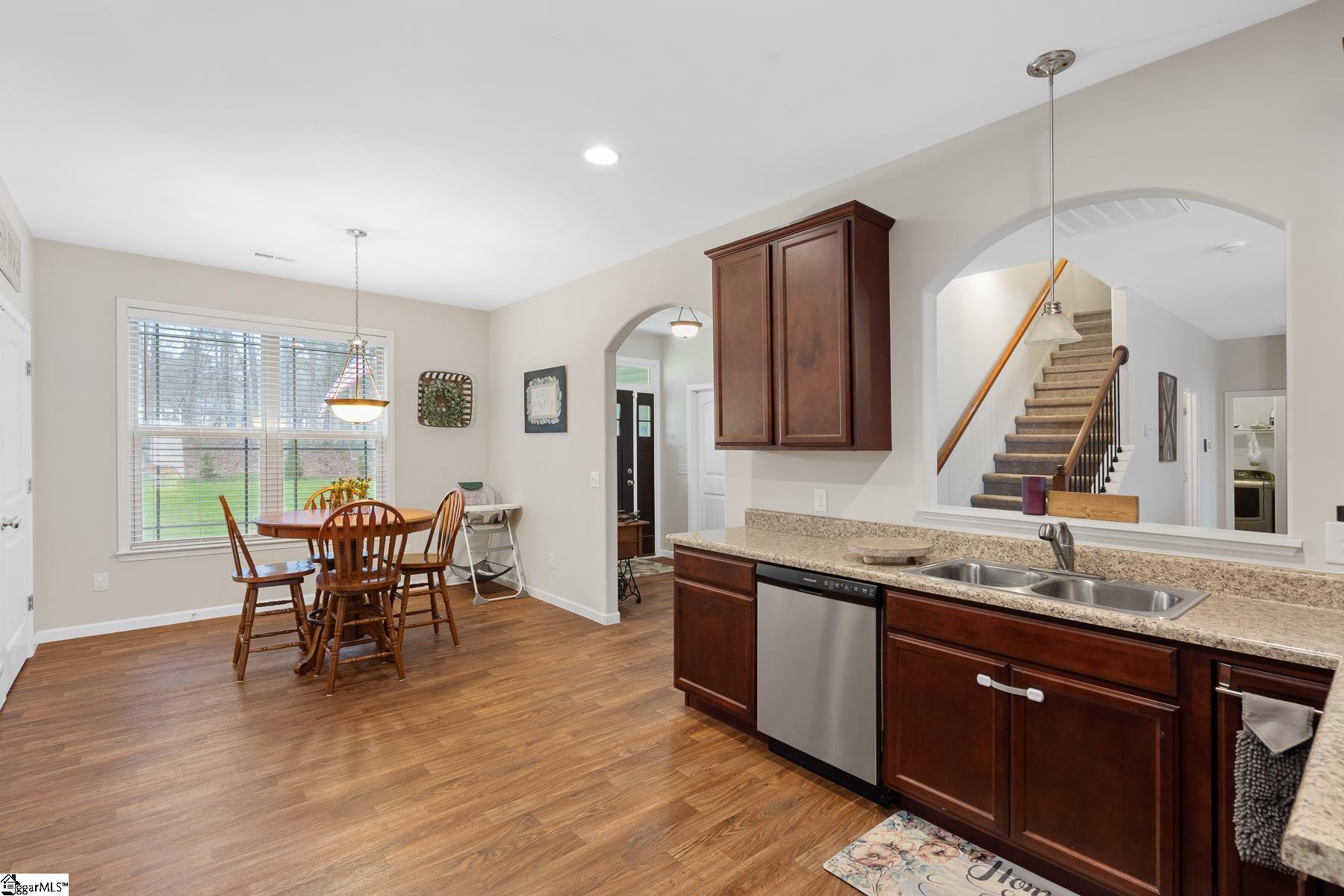 1570 Pennington Road Fountain Inn, SC 29644 - Photo 9 of 36