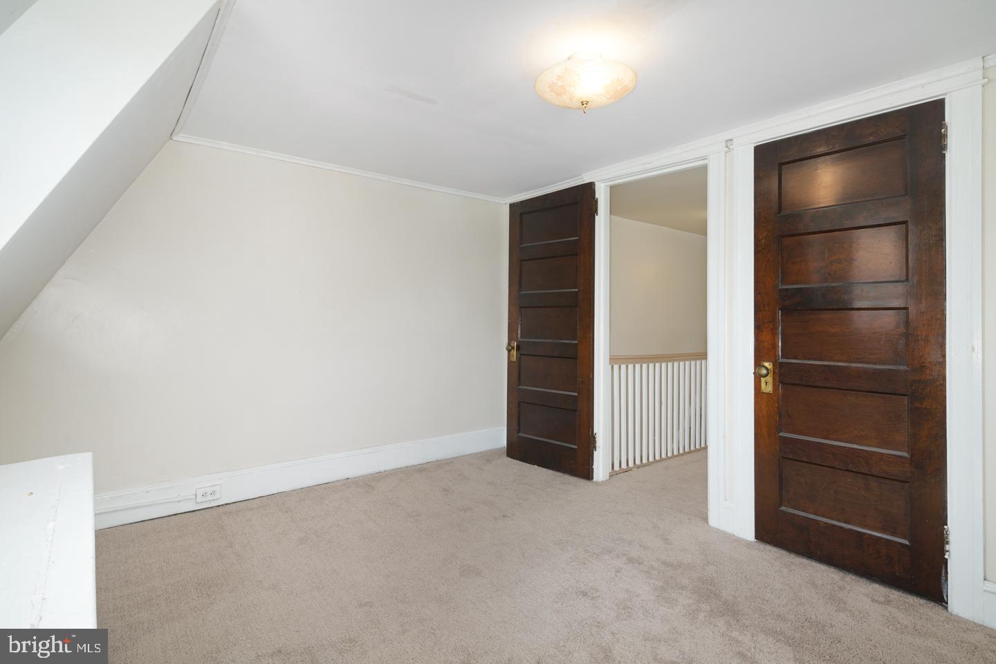 521 Burnham Road Philadelphia, PA 19119 - Photo 20 of 26