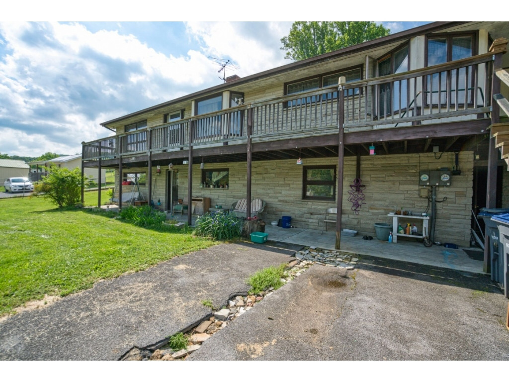 234 West Carters Valley Road Kingsport, TN 37665 - Photo 1 of 16 Photo 1