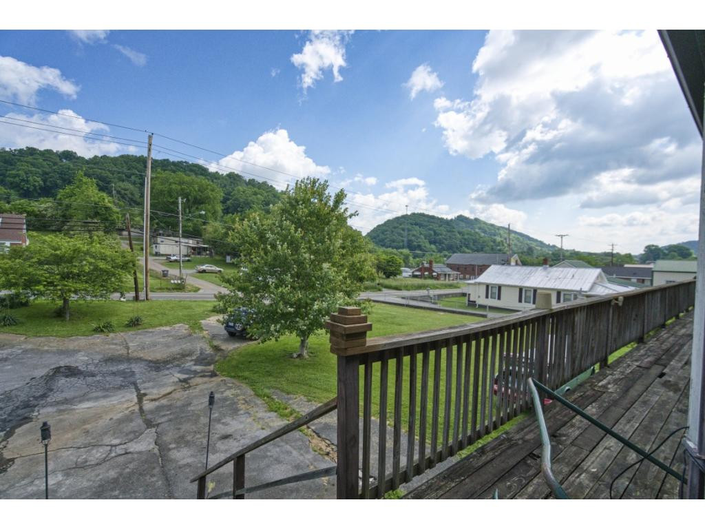 234 West Carters Valley Road Kingsport, TN 37665 - Photo 7 of 16 Photo 7