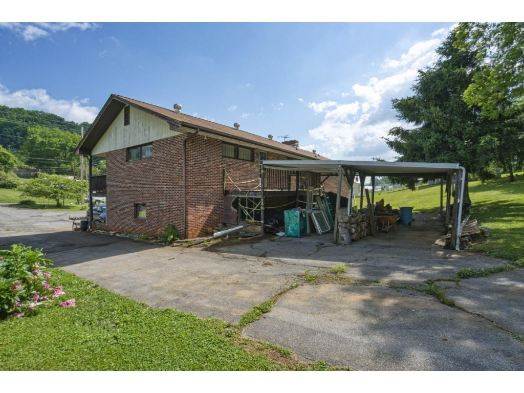 234 West Carters Valley Road Kingsport, TN 37665 - Photo 8 of 16 Photo 8