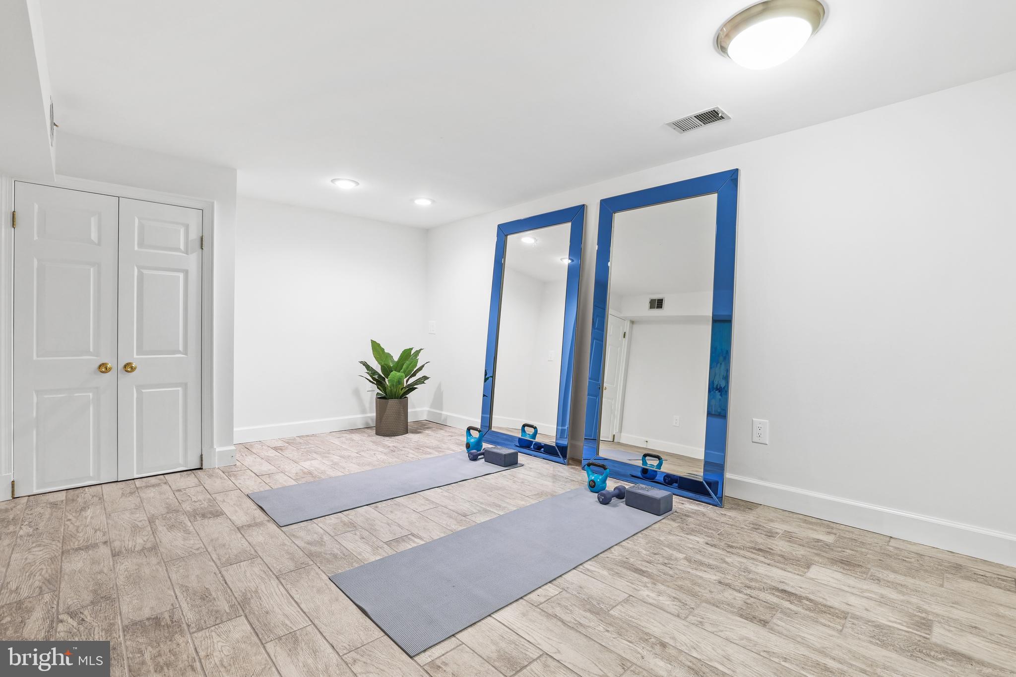 2838 Hill Road Vienna, VA 22181 - Photo 39 of 65
