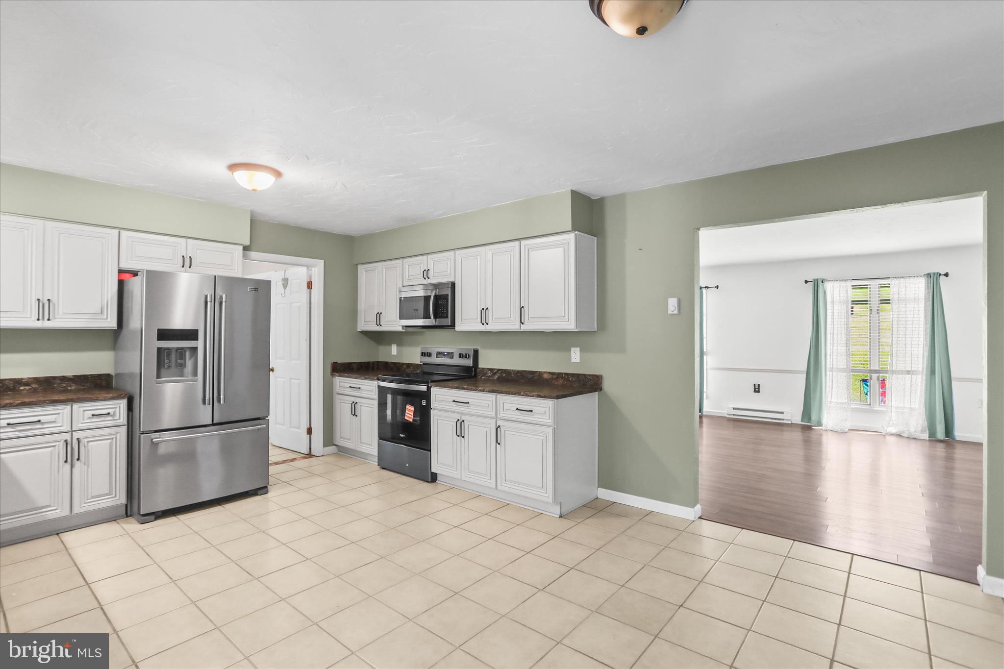 6208 Longview Dr Spring Grove Spring Grove, PA 17362 - Photo 17 of 58