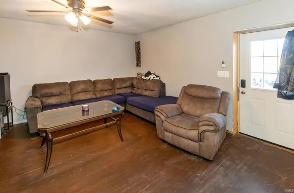 $125,000 | 10177 North Folsomville Road, Tennyson, IN 47637