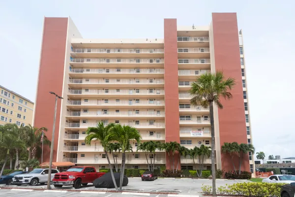 $449,000 | 1391 South Ocean Boulevard, Unit 801, Pompano Beach, FL 33062